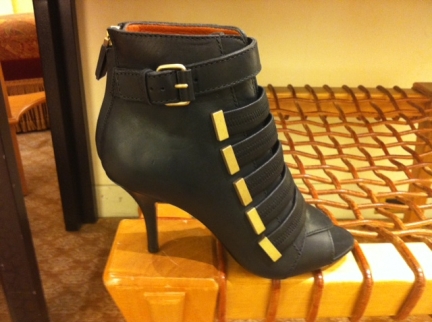 Givenchy bootie BDG